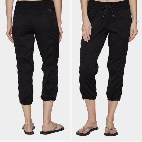 The‎ North Face Capris Pants - Picture 1 of 6